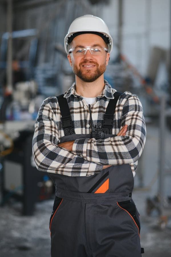 Professional industrial workwear for Saudi Arabian manufacturing personnel